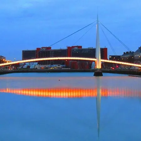 Bateau Nuit Atypique Sur Charmant Voilier * Le Havre